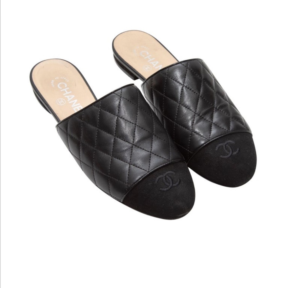 CHANEL BLACK SLIDES